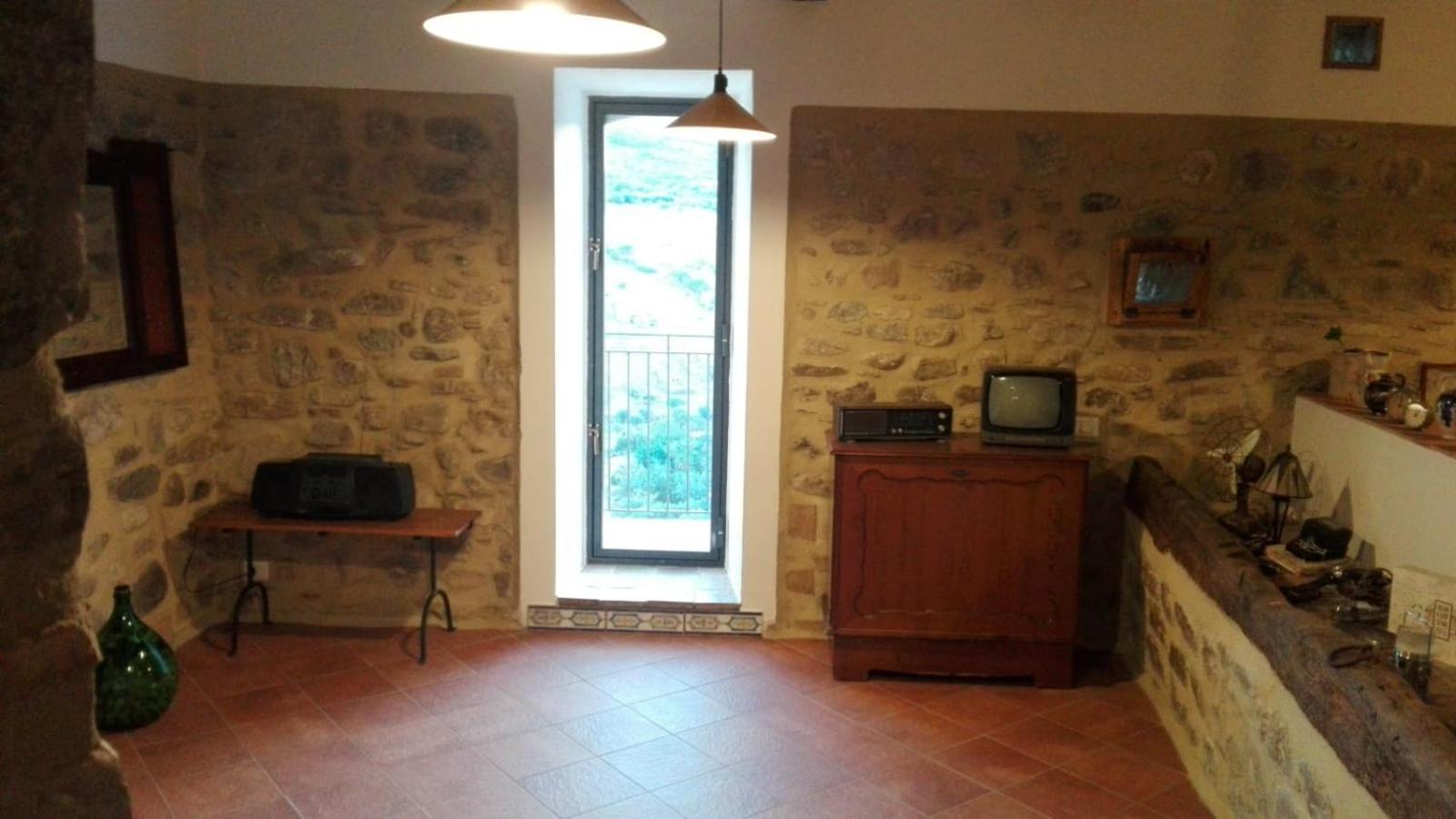 Giro Di Vite Villa Rocca Imperiale Luaran gambar